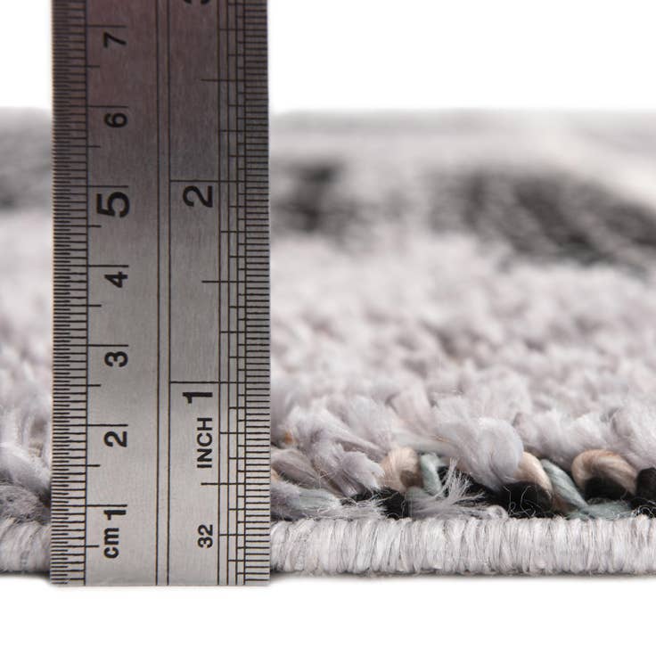 Detail image of 7' 10 x 10' Cherokee Rug