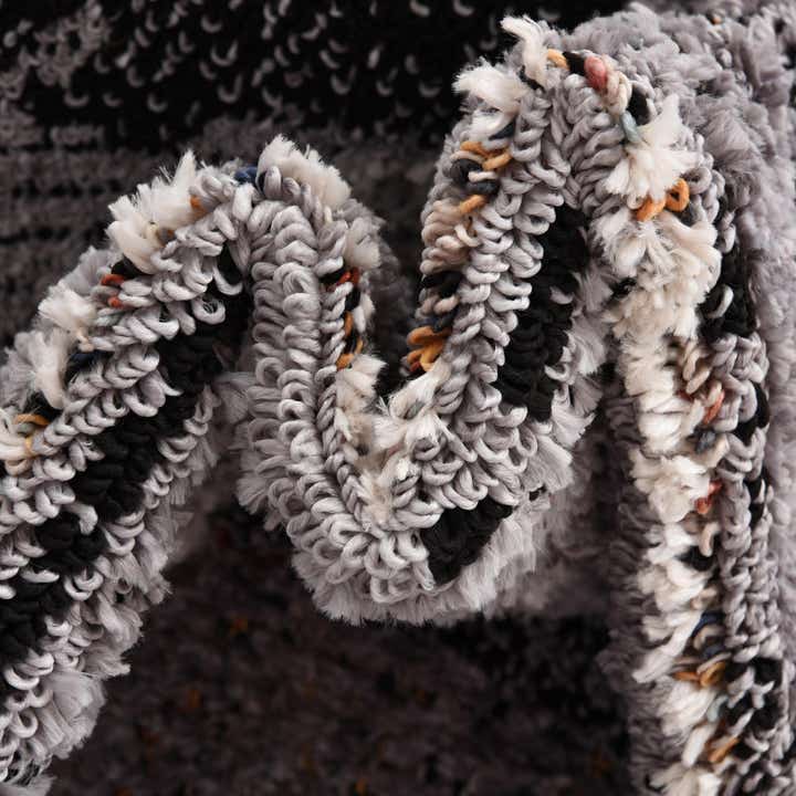 7' 10 x 10' Cherokee Rug