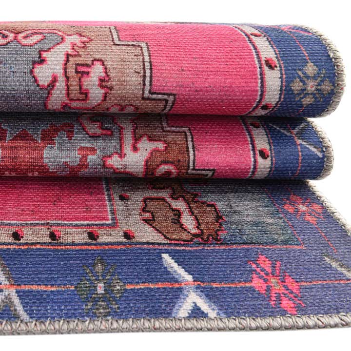 5' x 8' Washable Timeless Oval Rug