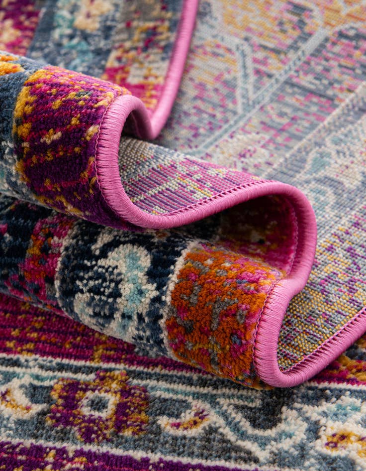 Detail image of 8' x 9' 10 Budapest Rug