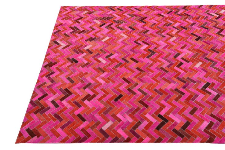Detail image of 5' x 7' 10 Cowhide Rug