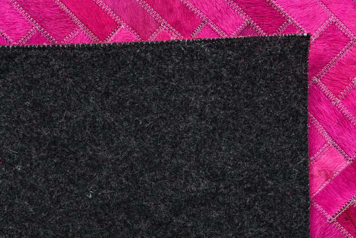 5' x 7' 8 Cowhide Rug