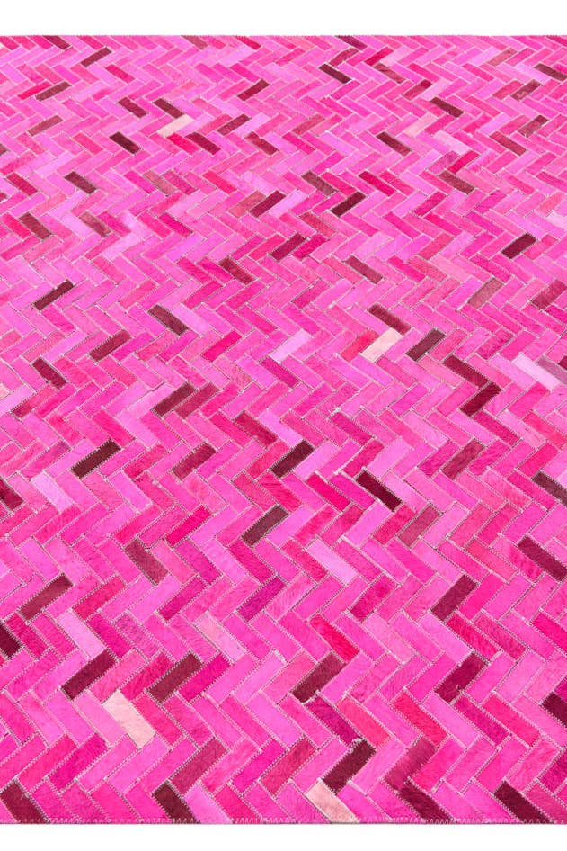 Detail image of 5' x 7' 10 Cowhide Rug