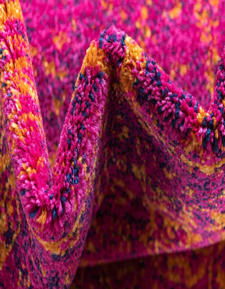 Detail image of 5' x 8' Legacy Rug