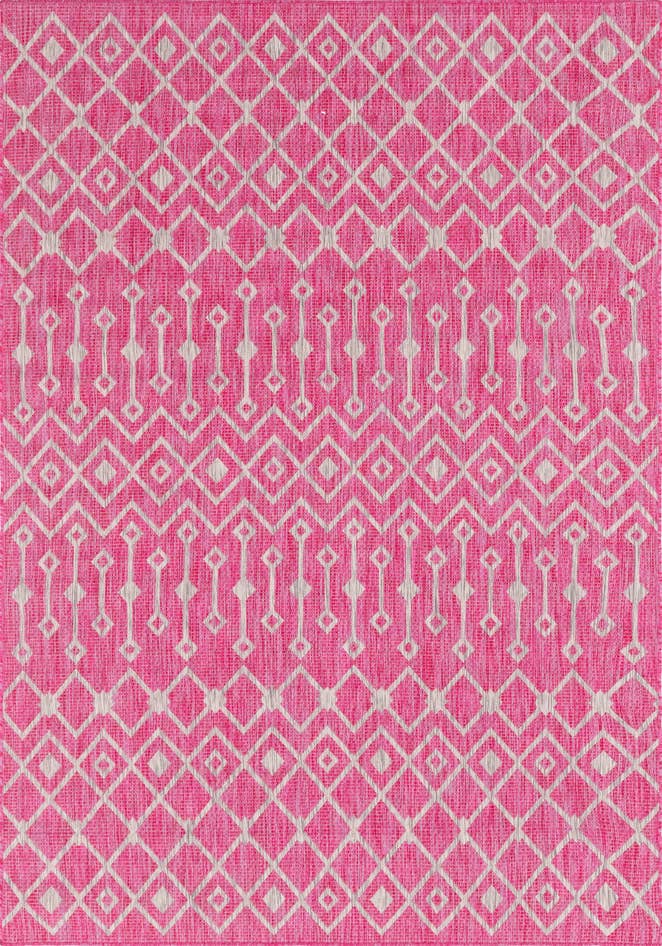 Detail image of 6' x 9' Easy-Clean Lattice Indoor / Outdoor Rug