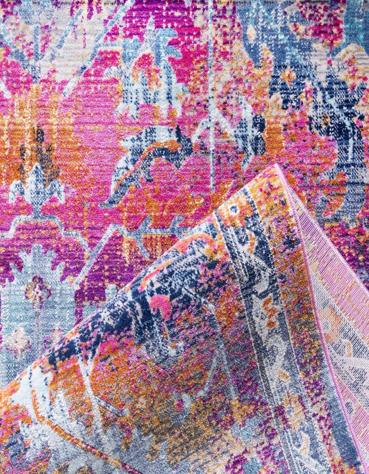 Detail image of 2' 7 x 9' 10 Budapest Runner Rug
