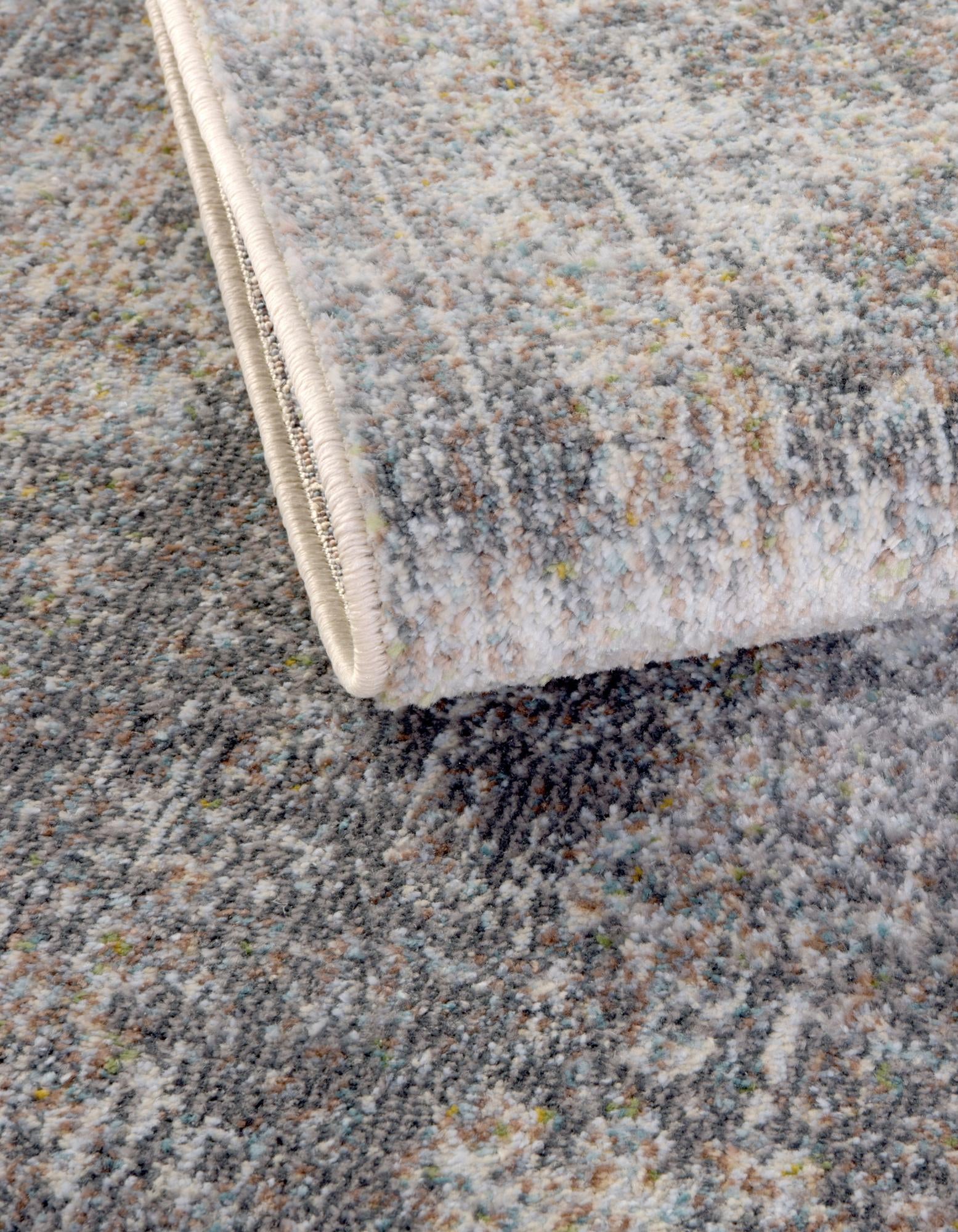 4' 3 x 4' 3 Havana Square Rug