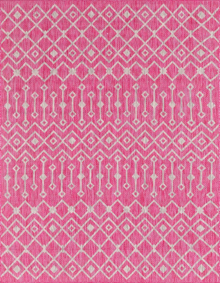 Detail image of 7' x 10' Easy-Clean Lattice Indoor / Outdoor Rug