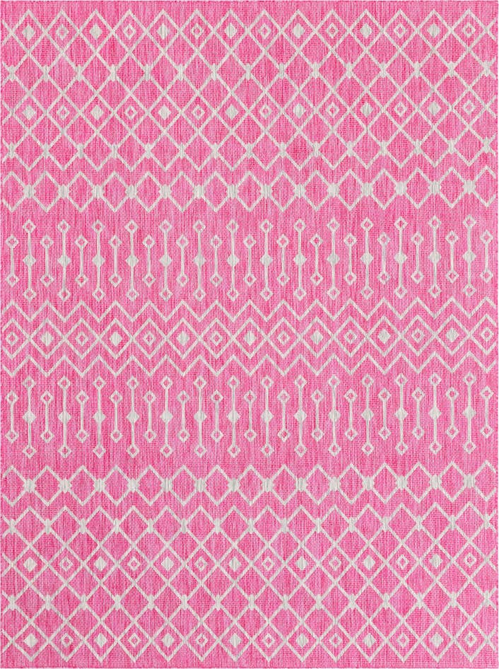 Detail image of 9' x 12' Easy-Clean Trellis Indoor / Outdoor Rug