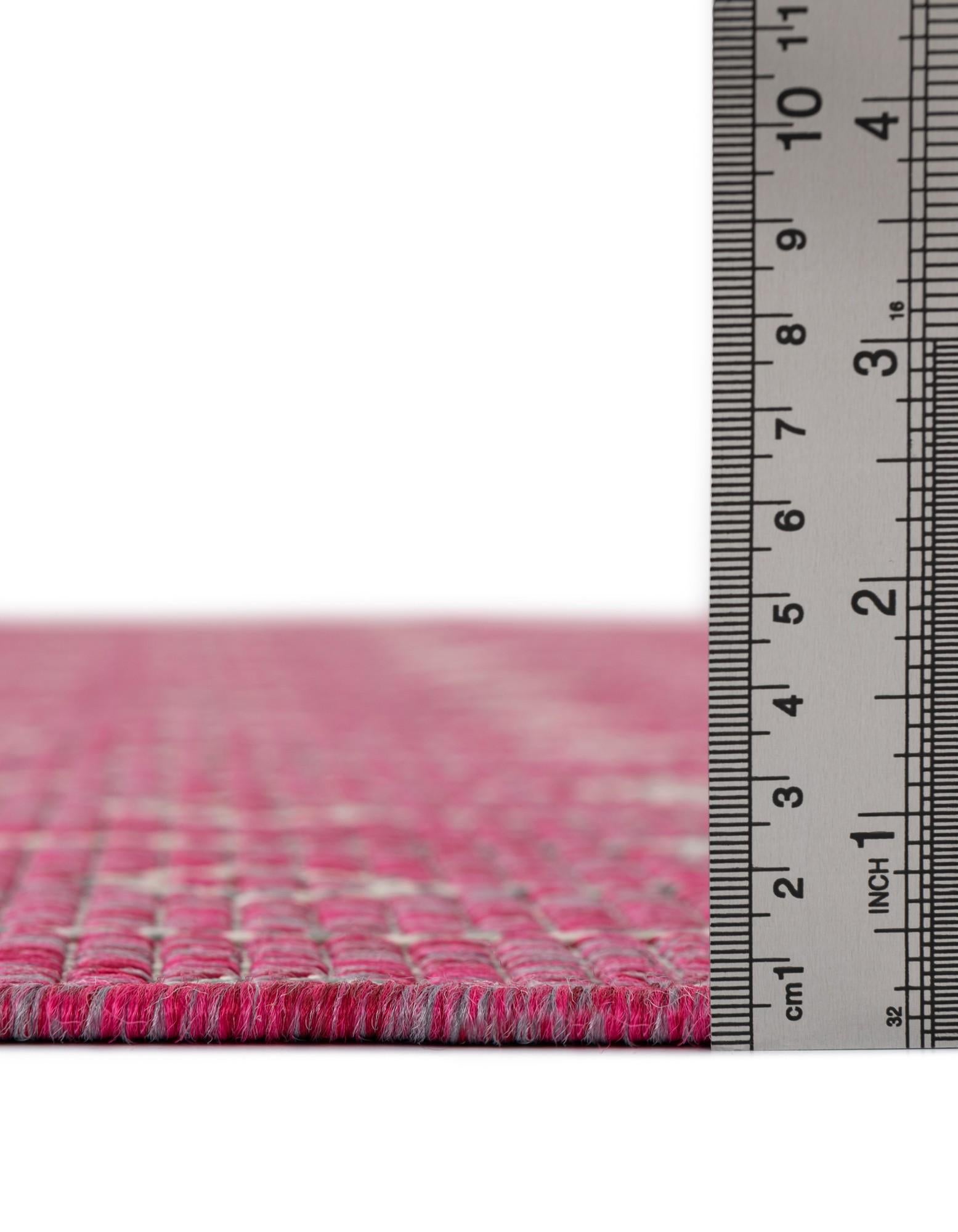 2' x 6' Easy-Clean Trellis Indoor / Outdoor Runner Rug