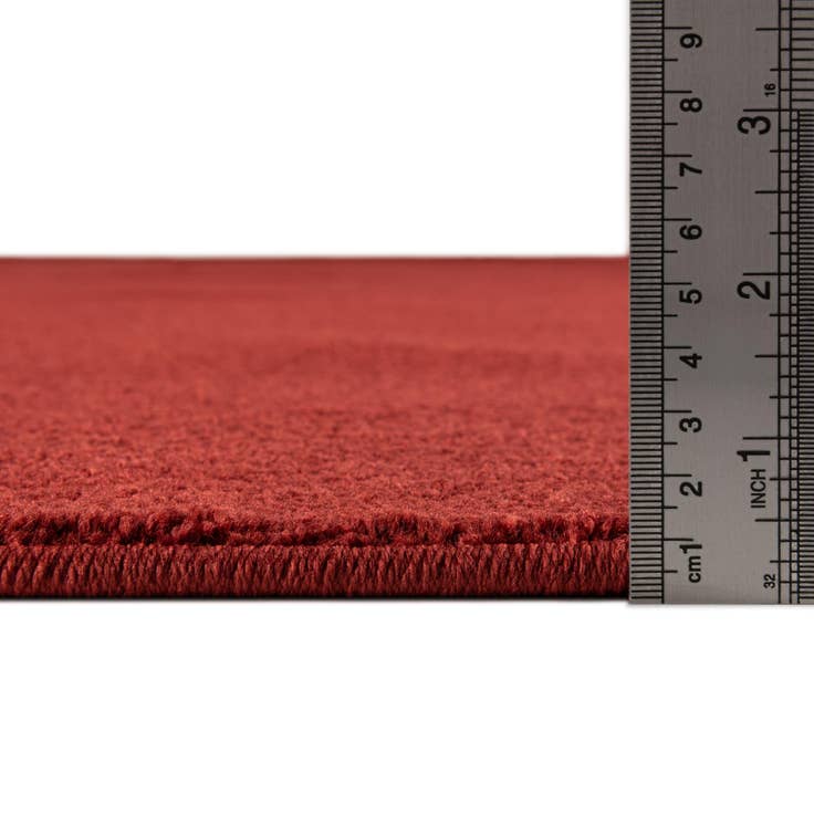 Detail image of 2' 6 x 16' 5 Everyday Solid Runner Rug