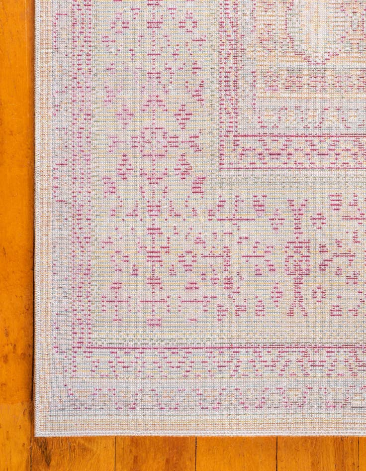 Detail image of 10' x 13' Alexis Rug