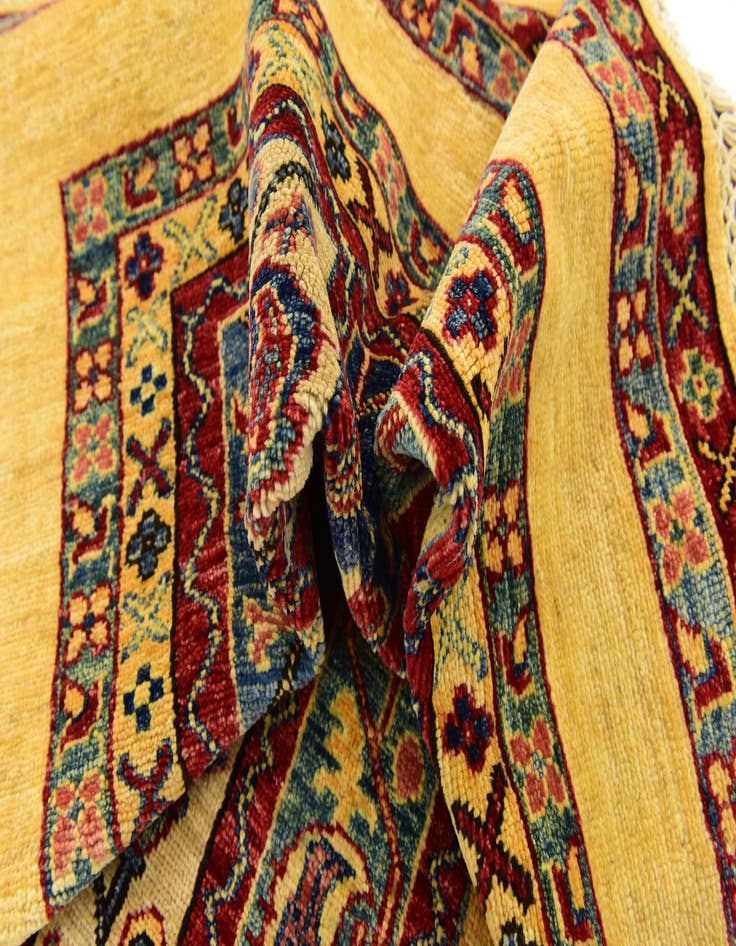 Detail image of 5' x 6' 9  Hand Knotted Ariana Ziegler Rug