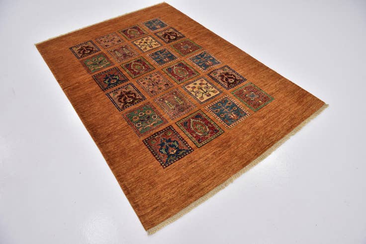 Detail image of 4' 9 x 6' 9 Hand Knotted Ariana Ziegler Rug