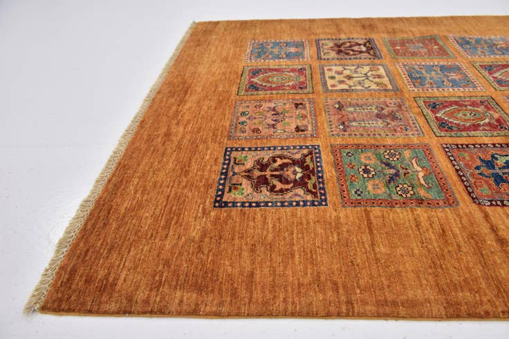 Detail image of 4' 9 x 6' 9 Hand Knotted Ariana Ziegler Rug