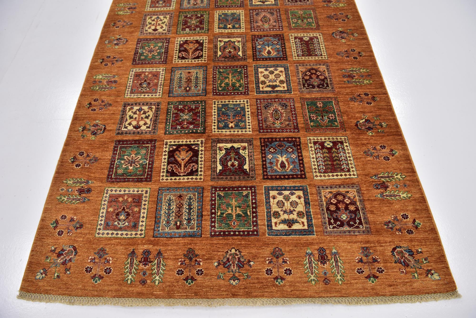 5' x 6' 10 Hand Knotted Ariana Ziegler Rug