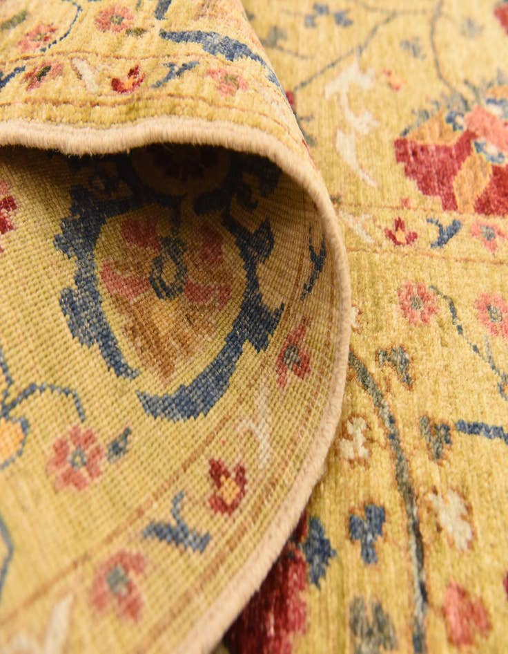 Detail image of 5' 2 x 6' 11  Hand Knotted Ariana Ziegler Oriental Rug