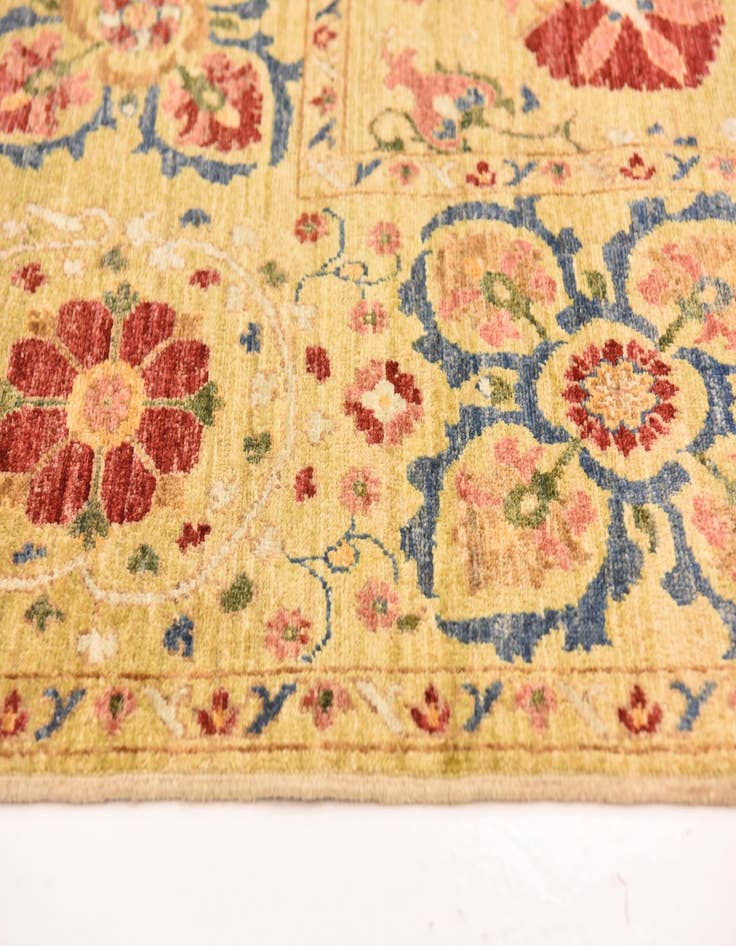 Detail image of 5' 2 x 6' 11  Hand Knotted Ariana Ziegler Oriental Rug