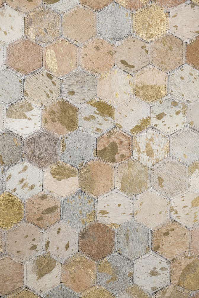 5' 2 x 8' Cowhide Leather Rug