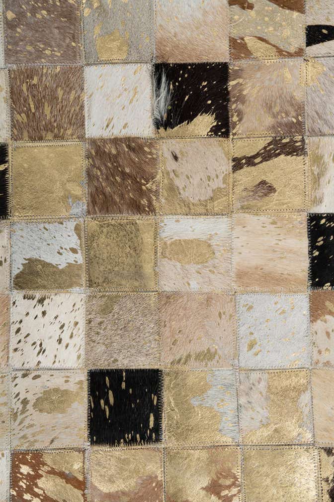 5' 1 x 8' Cowhide Leather Rug