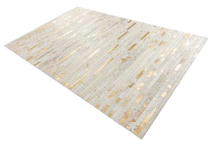 5' 1 x 8' Cowhide Leather Rug