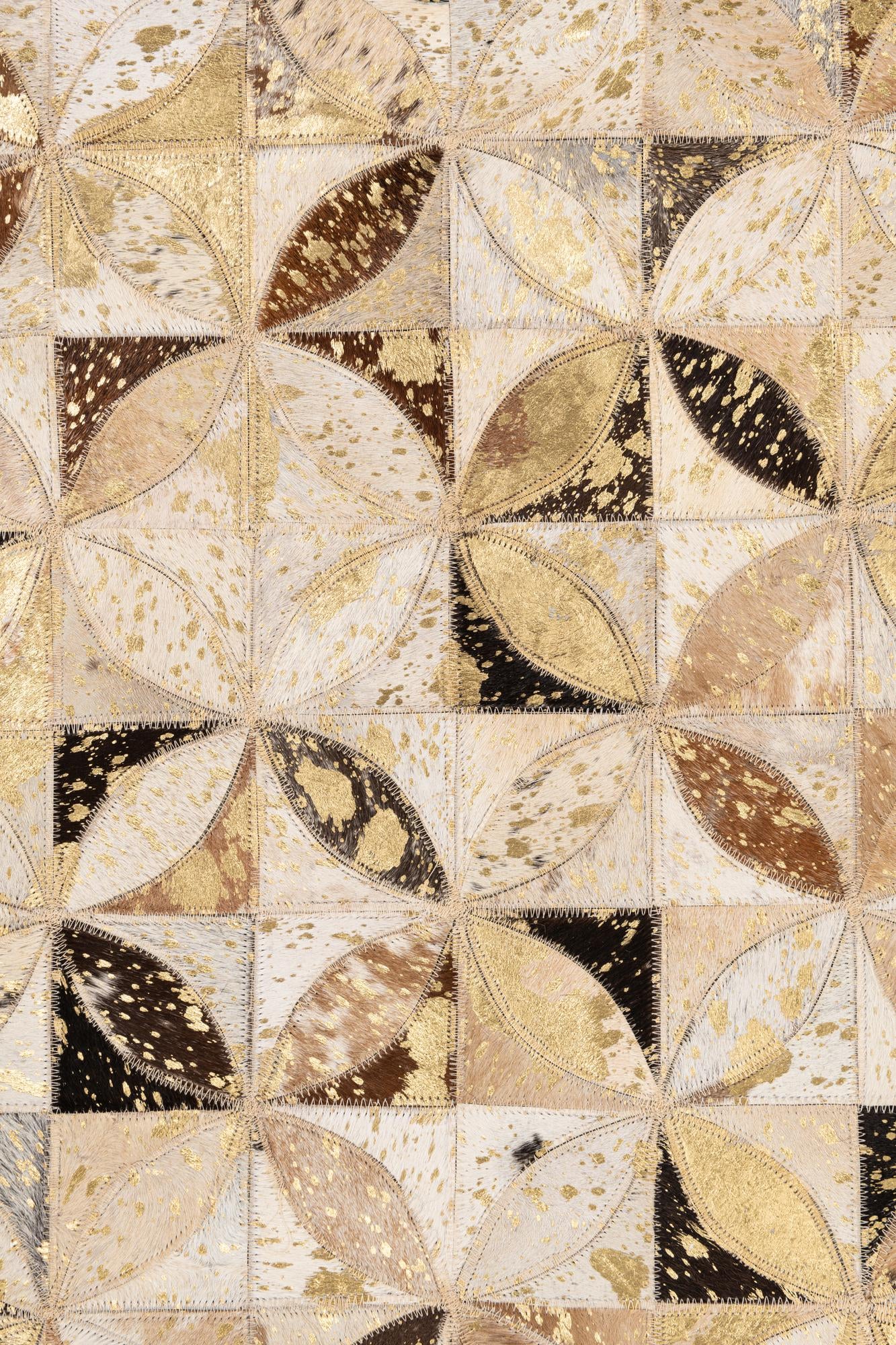 5' x 7' 9 Cowhide Leather Rug