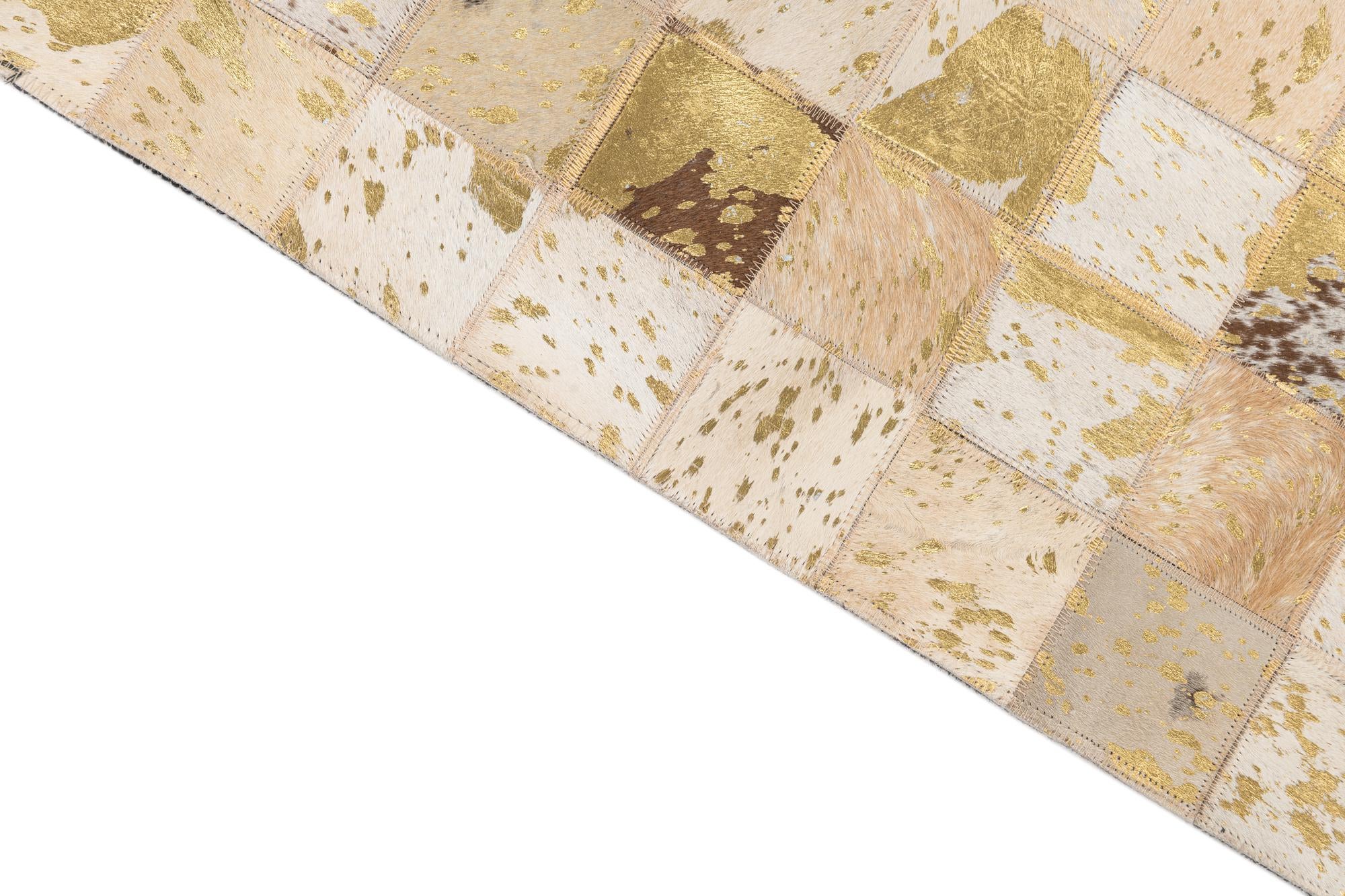4' 10 x 8' Cowhide Leather Rug
