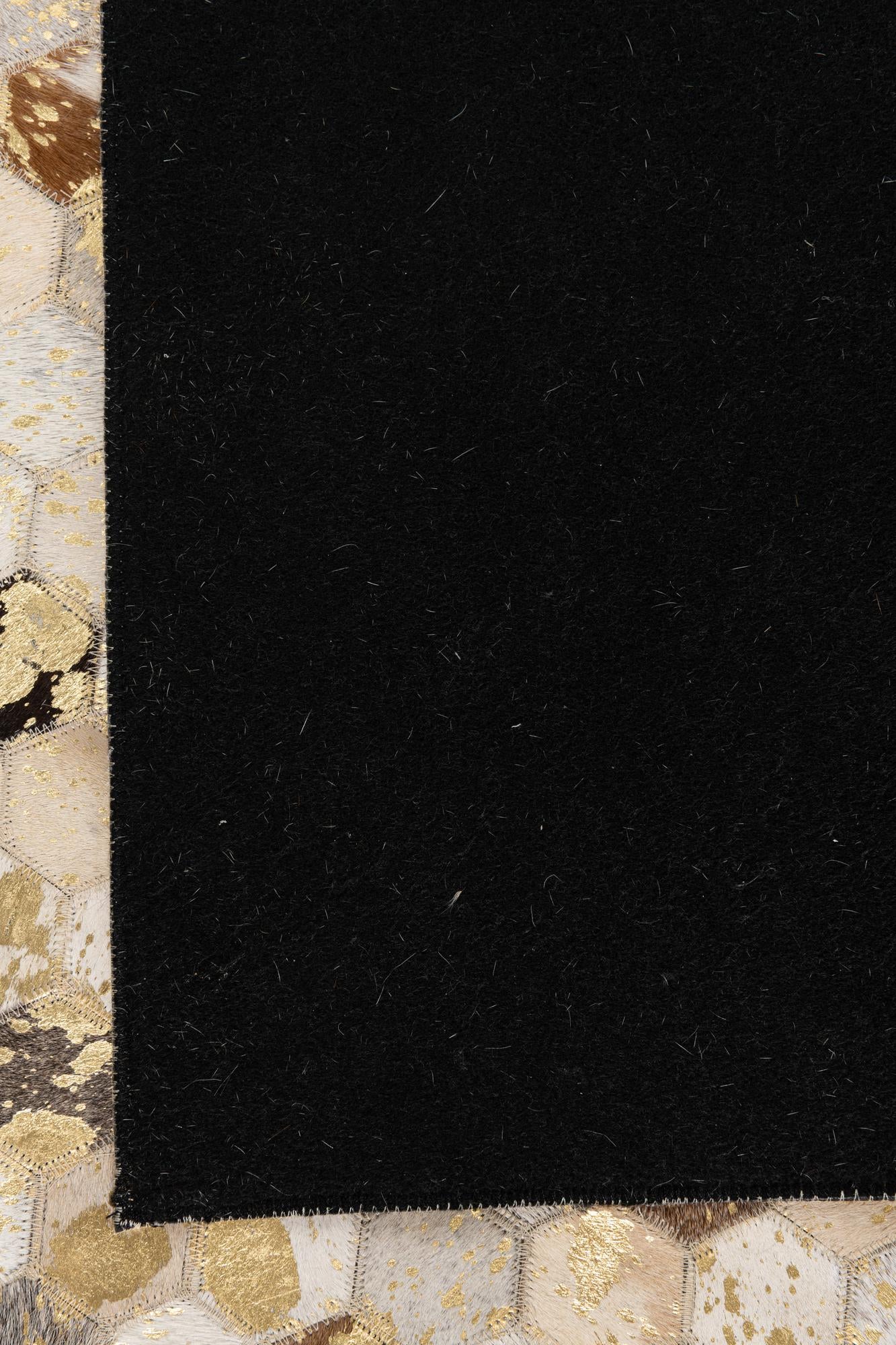 5' x 8' Cowhide Leather Rug