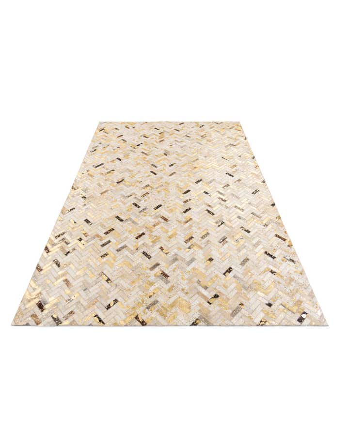 5' x 7' 10 Cowhide Leather Rug