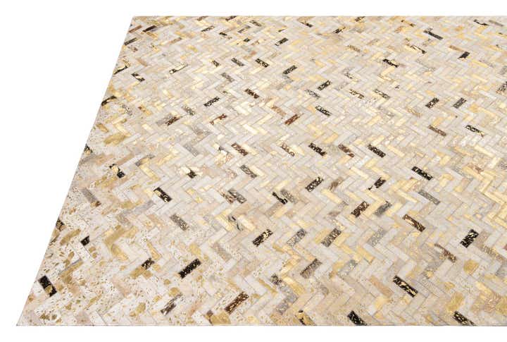 5' x 7' 10 Cowhide Leather Rug