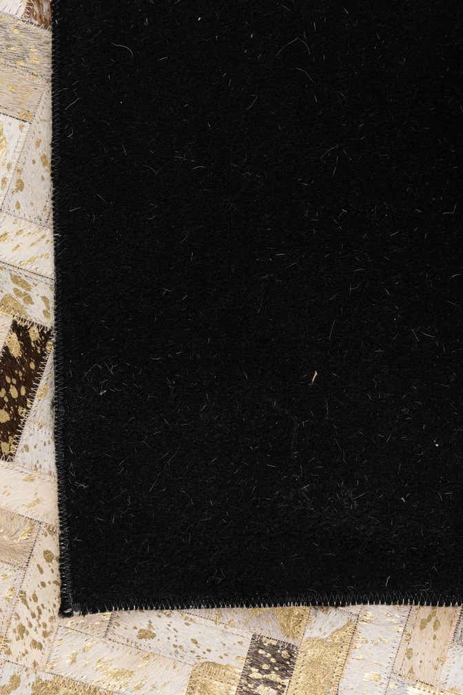 5' x 7' 10 Cowhide Leather Rug