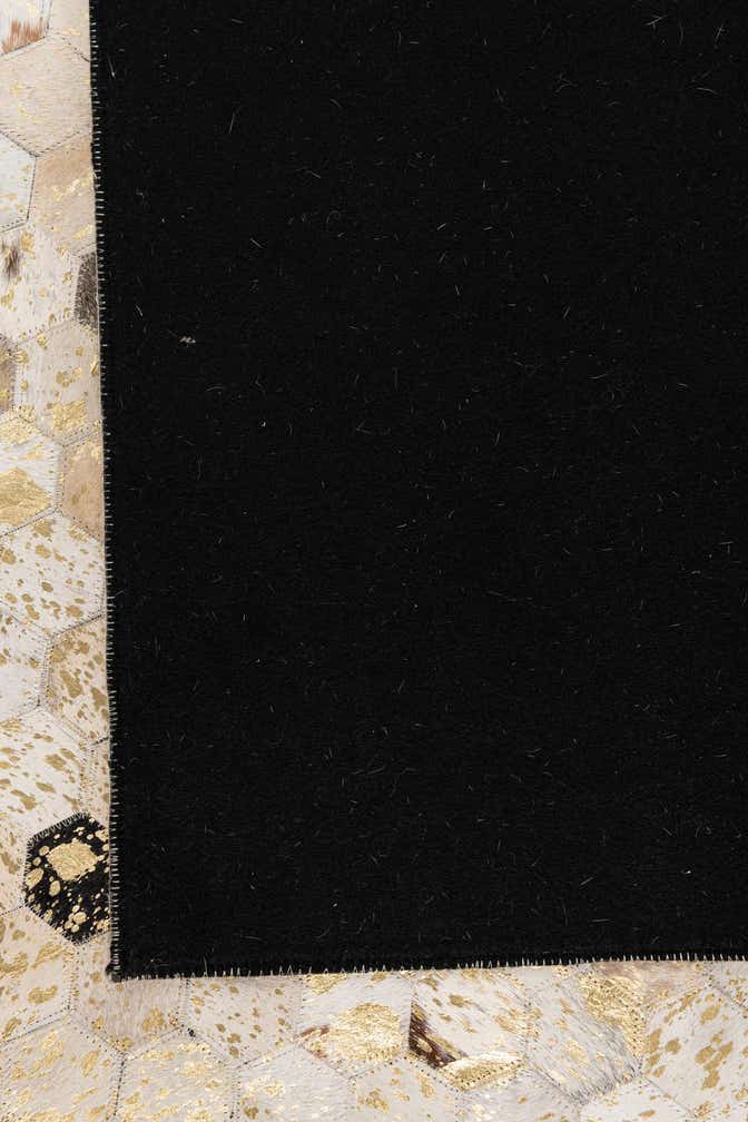 5' x 8' Cowhide Leather Rug