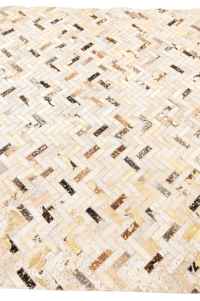 4' 10 x 7' 10 Cowhide Leather Rug