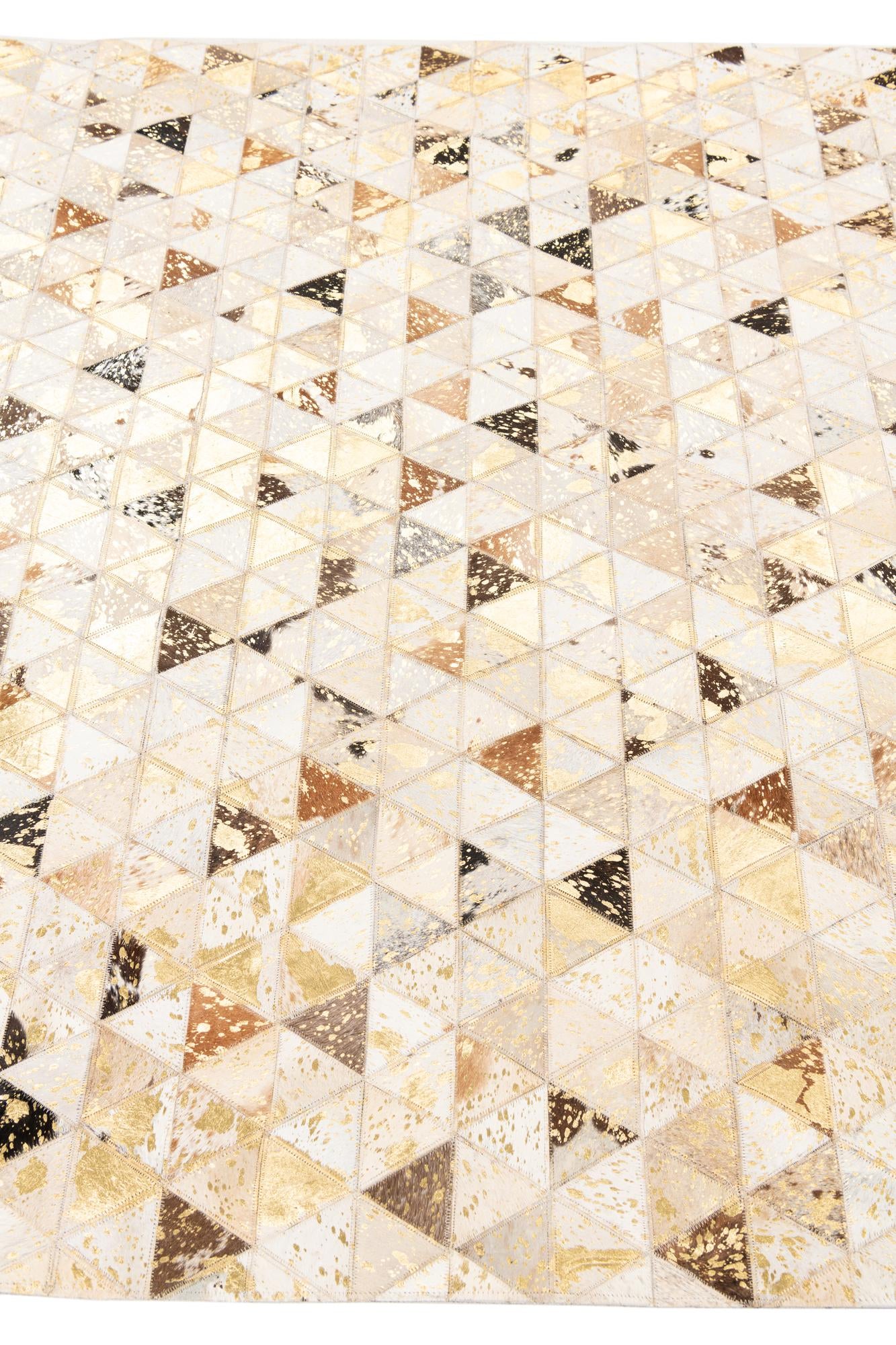 4' 10 x 7' 10 Cowhide Leather Rug