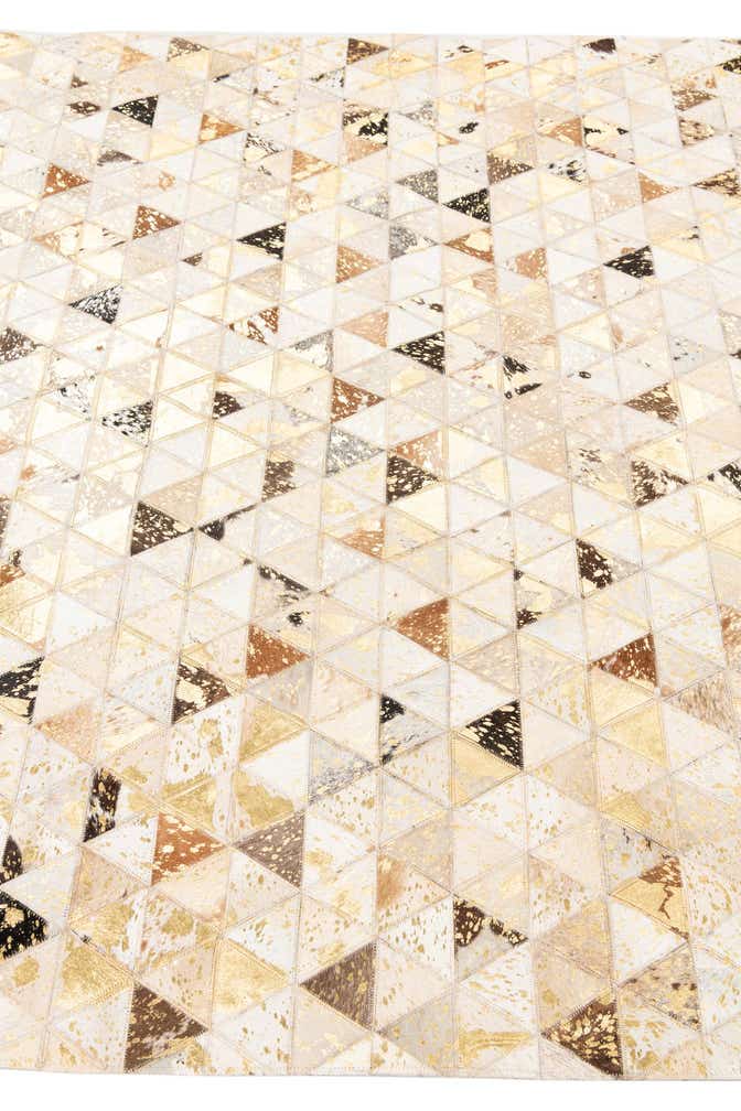 4' 10 x 7' 10 Cowhide Leather Rug