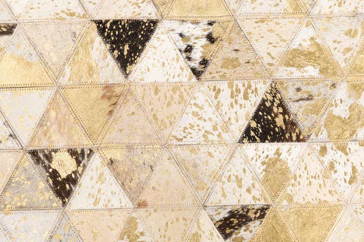 4' 10 x 7' 10 Cowhide Leather Rug