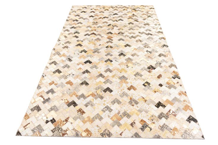 Detail image of 4' 10 x 8' Cowhide Leather Rug