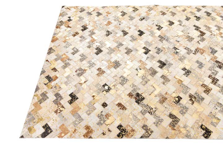 4' 10 x 8' Cowhide Leather Rug