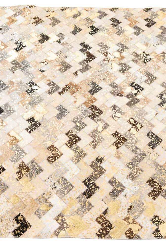 4' 10 x 8' Cowhide Leather Rug