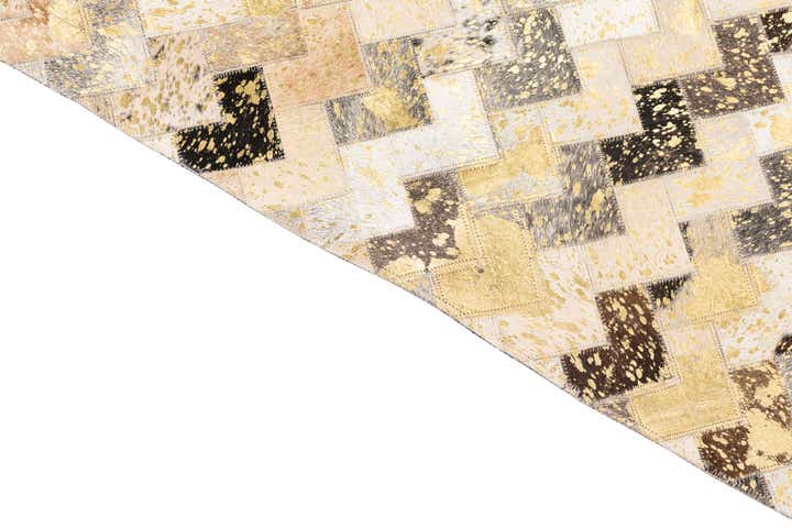 4' 10 x 8' Cowhide Leather Rug