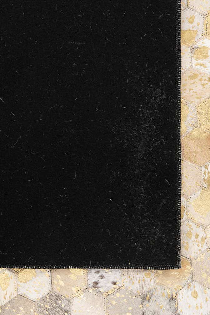 5' x 8' 1 Cowhide Leather Rug