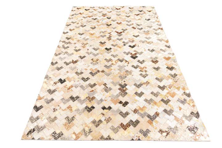 5' x 7' 10 Cowhide Leather Rug