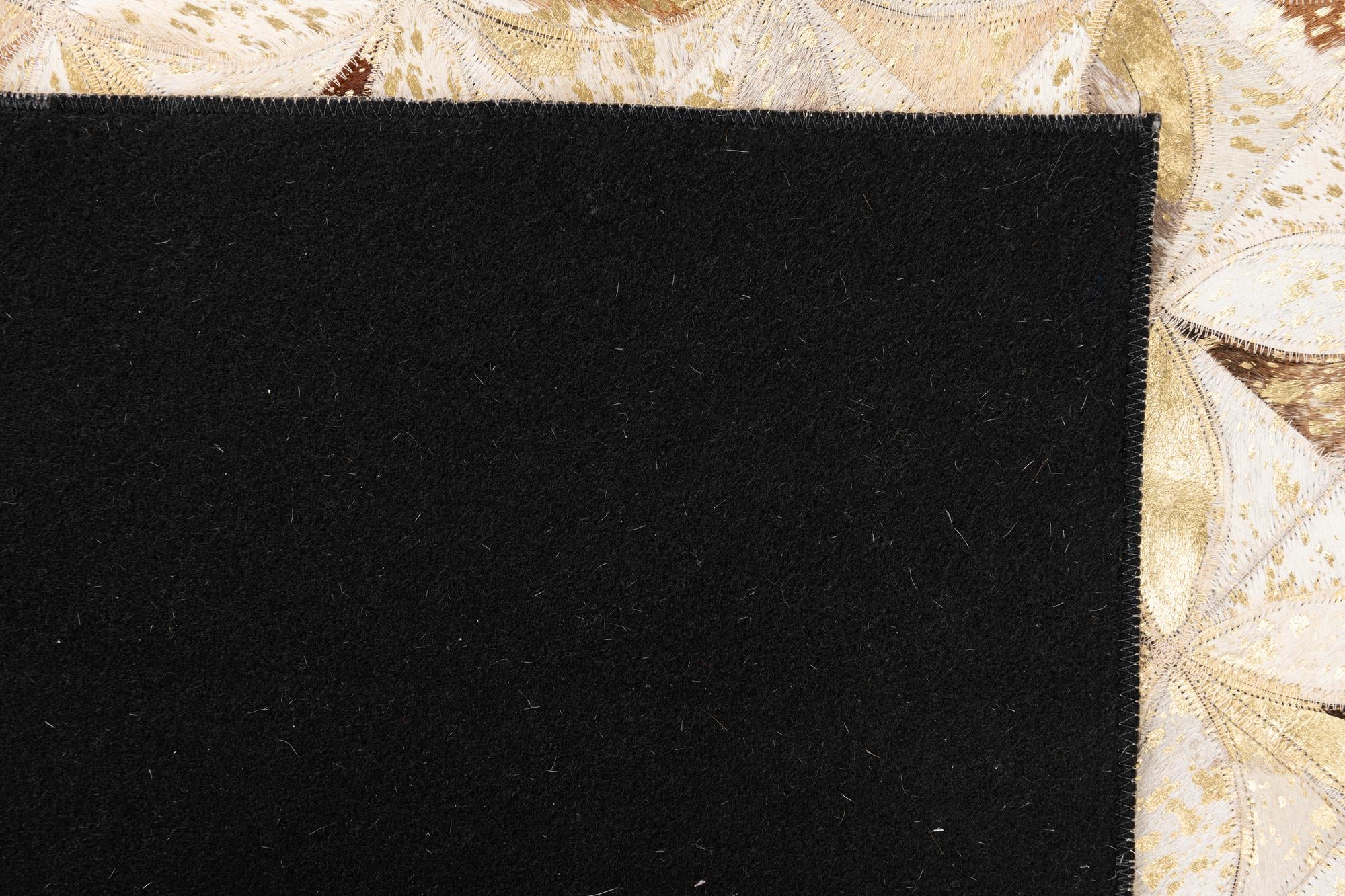 5' x 8' Cowhide Leather Rug