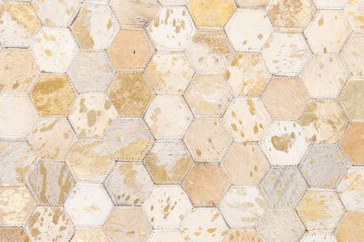 5' 1 x 8' Cowhide Leather Rug