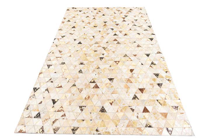 4' 10 x 7' 10 Cowhide Leather Rug