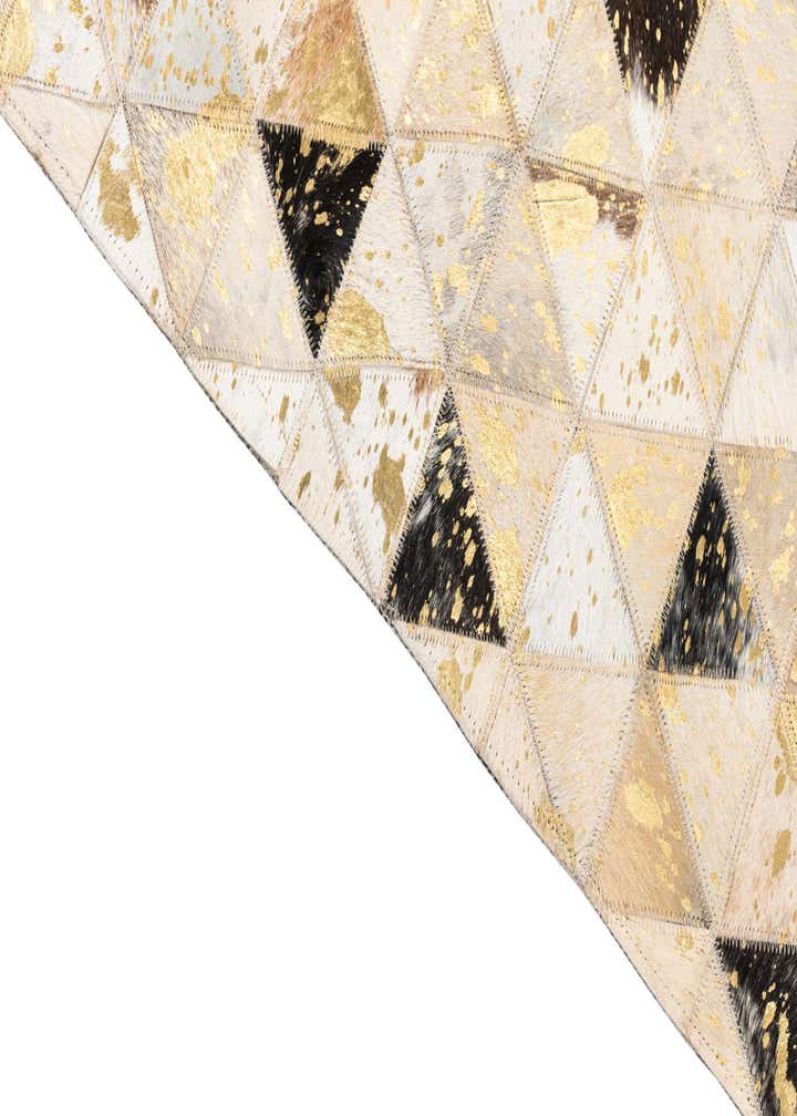 4' 10 x 7' 10 Cowhide Leather Rug