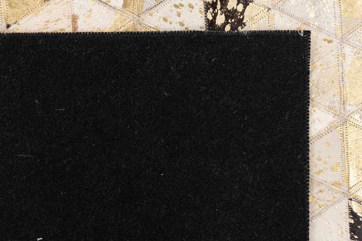 4' 10 x 7' 10 Cowhide Leather Rug