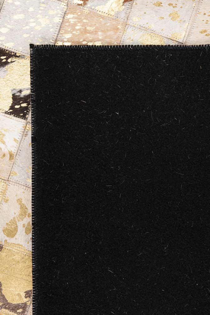5' x 8' Cowhide Leather Rug