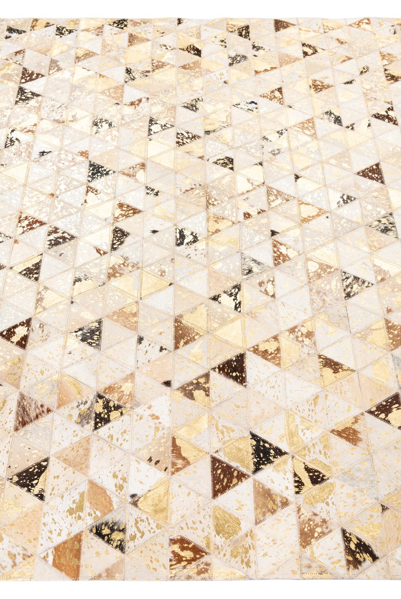 4' 10 x 7' 10 Cowhide Leather Rug