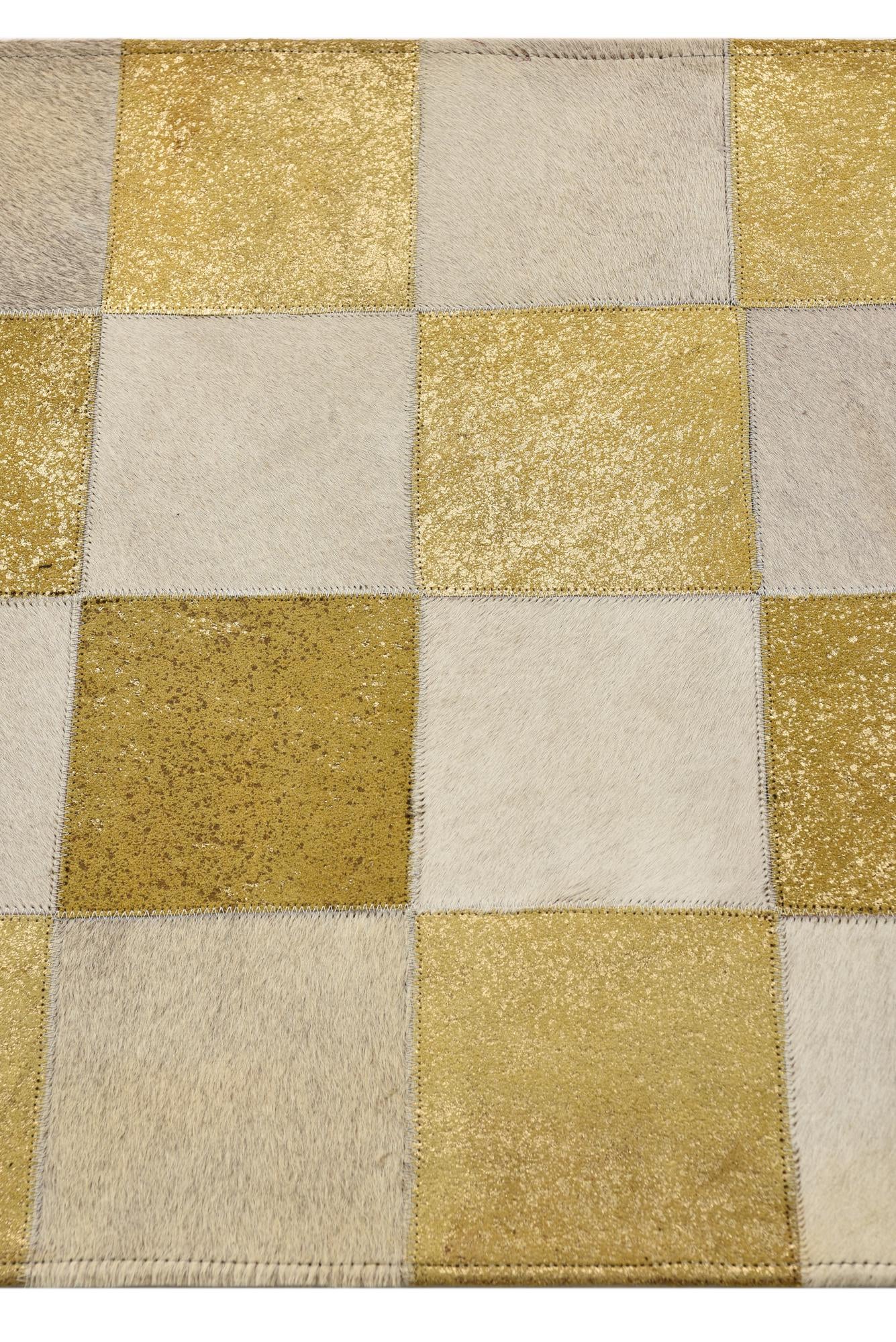 2' 1 x 3' Cowhide Rug